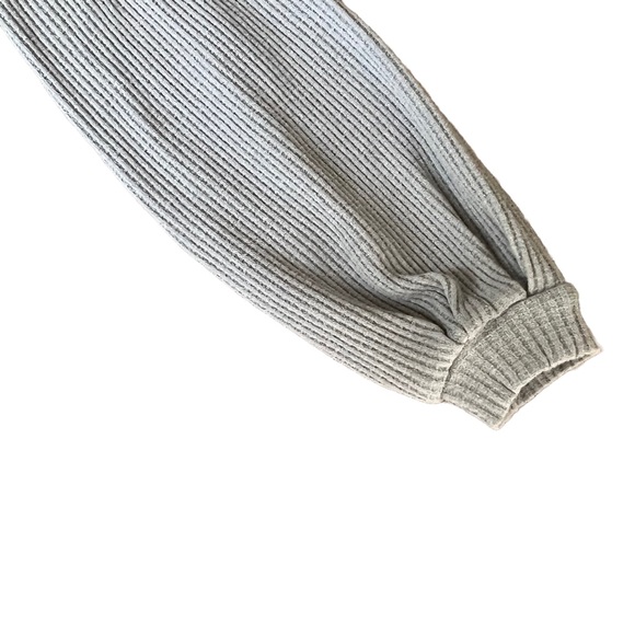 ZAFUL LIGHT BLUE WAFFLE KNIT LONG SLEEVE CROP TOP WITH TIE AND PUFF SLEEVES - Picture 4 of 8